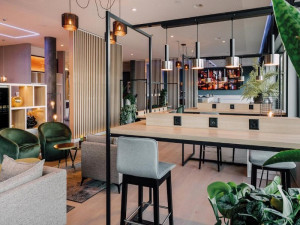  Vacation Hub International | Leonardo Hotel Zurich Airport Facilities