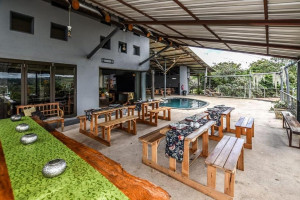  Vacation Hub International | Wild Medlar Accommodation and Venue Facilities