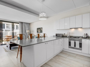  Vacation Hub International | UniqueStay Somerset West Facilities