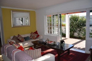  Vacation Hub International | Art House Facilities