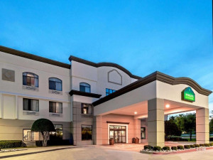  Vacation Hub International | Wingate by Wyndham Dallas/Las Colinas Facilities