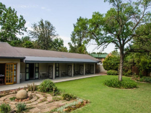  Vacation Hub International | 9 on Kromellenboog Guesthouse Facilities
