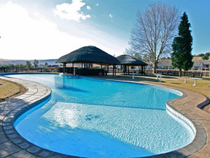  Vacation Hub International | Sierra Ranch Facilities