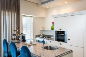  Vacation Hub International | Herods Tel Aviv Facilities