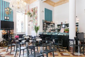  Vacation Hub International | Adriano Boutique Sevilla Facilities
