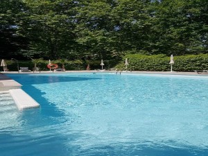 Vacation Hub International | Senator Barajas Facilities