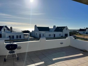  Vacation Hub International | SeaHouse Facilities