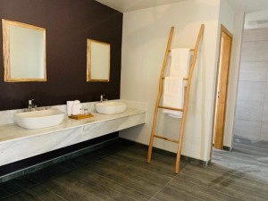  Vacation Hub International | Agama Lodge Facilities