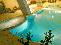  Vacation Hub International | Flora Creek Deluxe Hotel Apartments Food