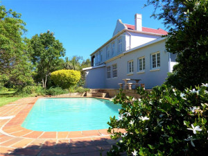  Vacation Hub International | Lady Leuchars Guest House & Restaurant Food