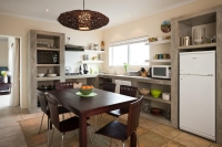  Vacation Hub International | Anlin Beach House Food