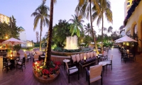  Vacation Hub International | The Leela Mumbai Food