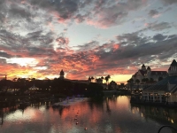 Vacation Hub International | The Crows Nest Food