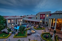  Vacation Hub International | Forever Hotel @ Centurion Food