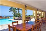  Vacation Hub International | Hillbillion Estate Food