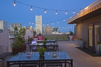  Vacation Hub International | Cova Hotel Food