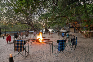  Vacation Hub International | Ichingo Chobe River Lodge Food