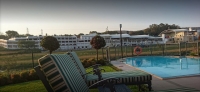  Vacation Hub International | Courtyard At Eastgate Food