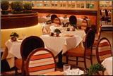  Vacation Hub International | L' Enfant Plaza Food