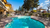  Vacation Hub International | Best Western John Muir Inn Food