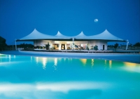  Vacation Hub International | Diamonds Gemma Dell East Food