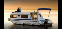  Vacation Hub International | Lightleys Holiday Houseboats Food