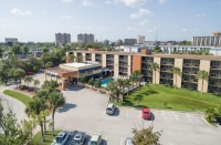  Vacation Hub International | Orlando Continental Plaza Hotel Food