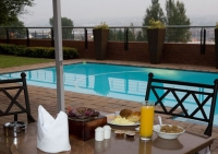 Vacation Hub International | Road Lodge Centurion Food