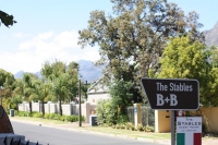  Vacation Hub International | The Stables Lodge Food