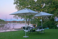  Vacation Hub International | River Place Manor Food