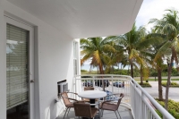  Vacation Hub International | Ocean Surf Hotel Food