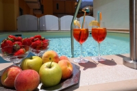 Vacation Hub International | Hotel Astoria Food