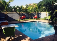  Vacation Hub International | Bentley lodge and Lifestyle Food