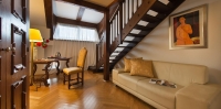  Vacation Hub International | Charles Bridge Palace Food