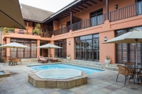  Vacation Hub International | Sak n Pak Luxury Guesthouse Food
