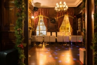  Vacation Hub International | Russell Court Dublin Food