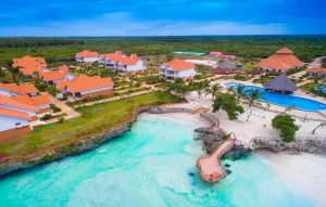  Vacation Hub International | Azao Resort & Spa Food