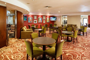  Vacation Hub International | Mercure Livingston Hotel Food