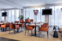  Vacation Hub International | Ramada Amsterdam Airport Schiphol Food
