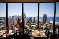  Vacation Hub International | Crowne Plaza Surfers Paradise Food
