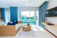  Vacation Hub International | Fishermen's Harbour Urban Resort Food