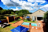  Vacation Hub International | Villa Paradiso Country Manor Food