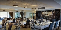  Vacation Hub International | ValuStay @ Birchwood Food