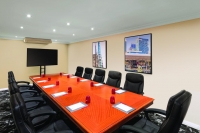  Vacation Hub International | Travelodge Perth Central Food