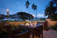  Vacation Hub International | Holiday Inn Cairns Harbourside Food