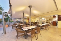  Vacation Hub International | Cairns Queenslander Hotel & Apartments Food