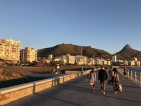  Vacation Hub International | Sea Point Inn Food