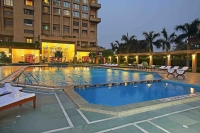  Vacation Hub International | The Eros Hotel Food