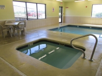  Vacation Hub International | Days Inn by Wyndham Jefferson City Food