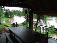  Vacation Hub International | Lukafrica Riverside Chalets & Safaris Food